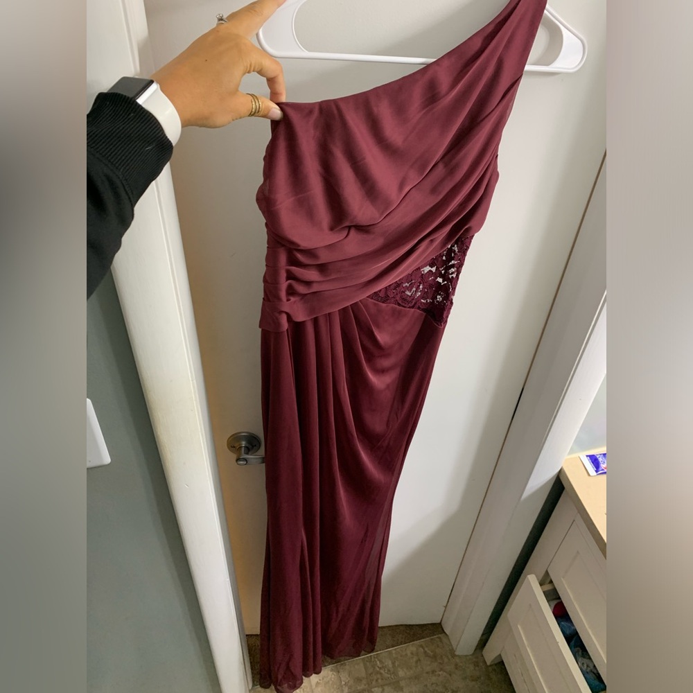 David’s Bridal One-shoulder mesh dress with lace inset. Color: Wine. Size: 6.